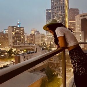 Meet your Posher, Desiree